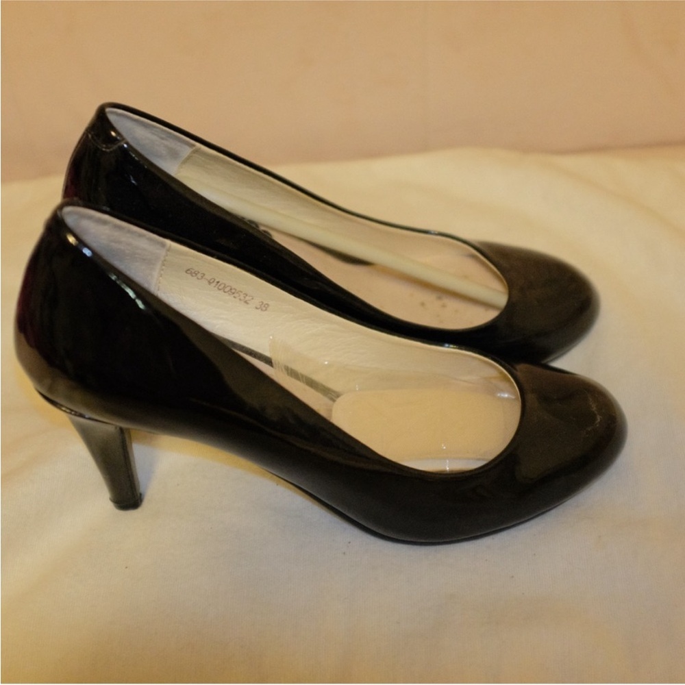 Elegant Black Women's Heels